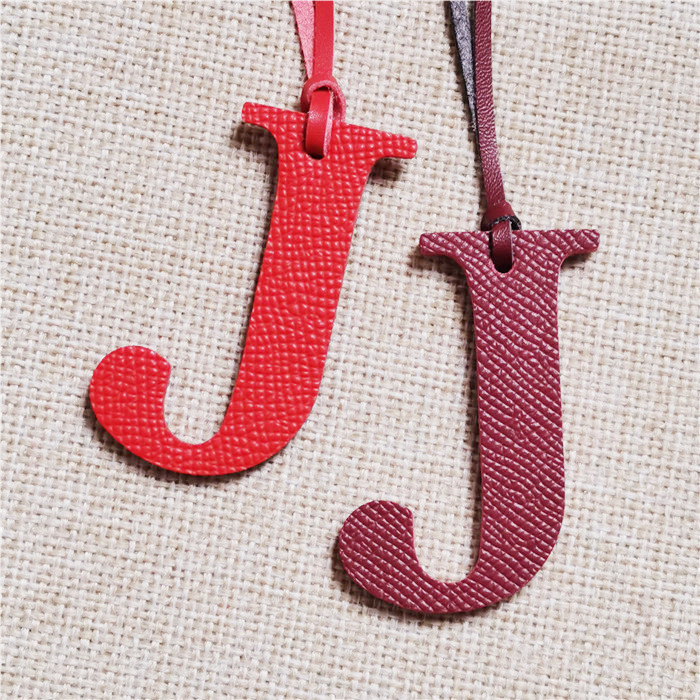 English Letter H I J K L M N A - огляд і ціна Monogram Keychain Leather